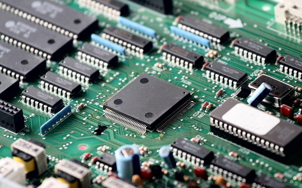 誠(chéng)信回收汽車IGBT模塊，汽車無(wú)線MCU，汽車片上系統(tǒng)，汽車芯片等一系列電子元件