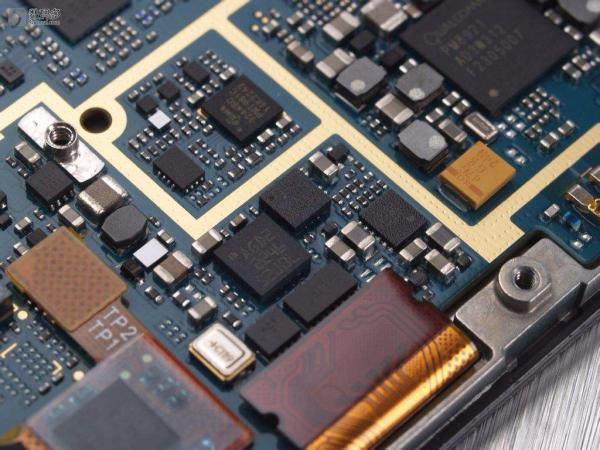 誠信收購Micron存儲器、NAND 閃存、非易失性、串行EEPROM