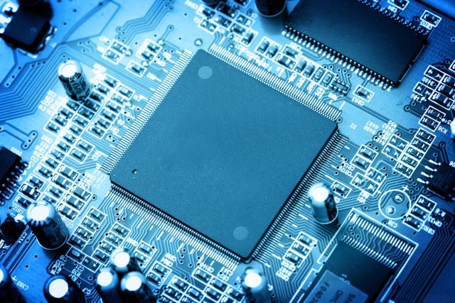 專業(yè)回收單片機芯片(MCU)，覆蓋ST、TI、NXP、Microchip、Renesas、Infineon等知名品牌