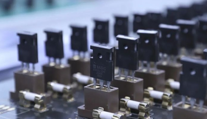 一站式供應(yīng)Infineon CoolMOS?功率MOSFET（明佳達(dá)電子）